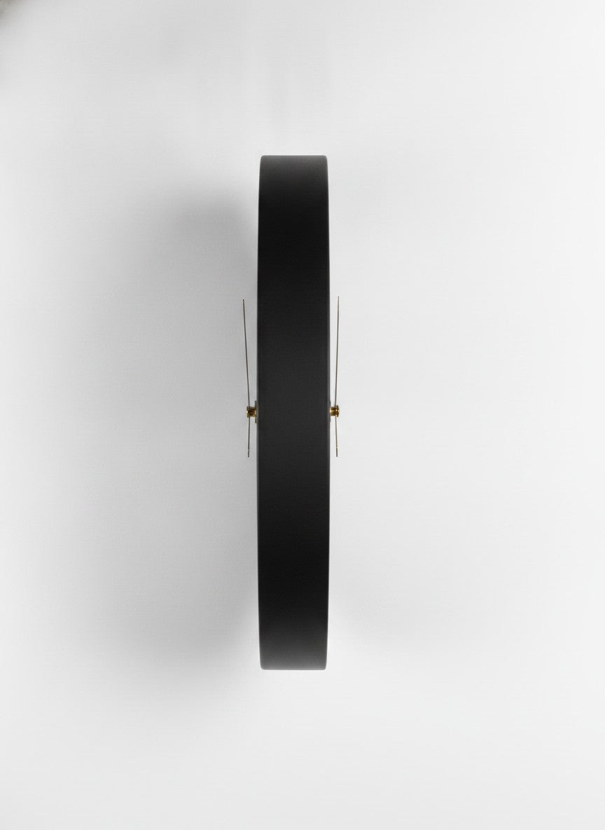 Black Minimalist Metal Frame Clock