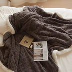 Blanket Double-Sided Plush Machine Washable Waterproof