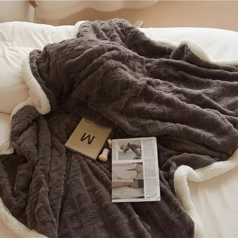 Blanket Double-Sided Plush Machine Washable Waterproof
