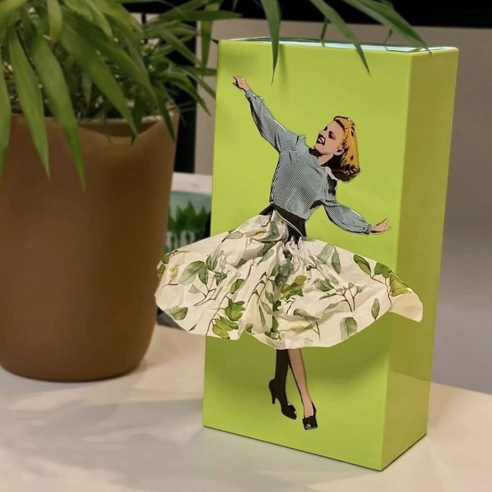 Tissue Box Plastic Rocking Design Decorative Accent