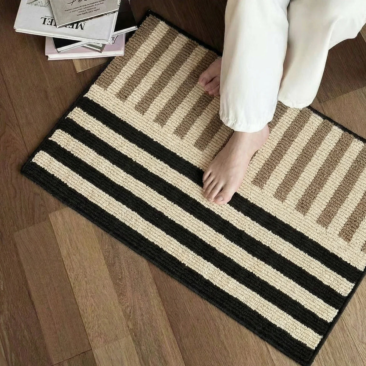 Bath Mat Plush Absorbent Non-Slip Machine Washable