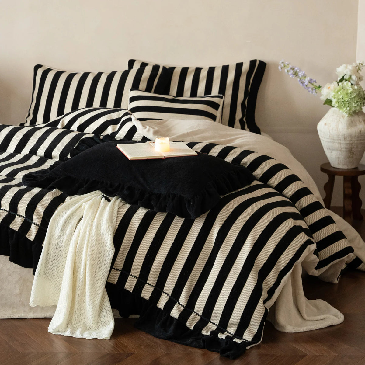 Bedding Set Cotton-Linen Blend Striped Ruffle Trim 4-Piece