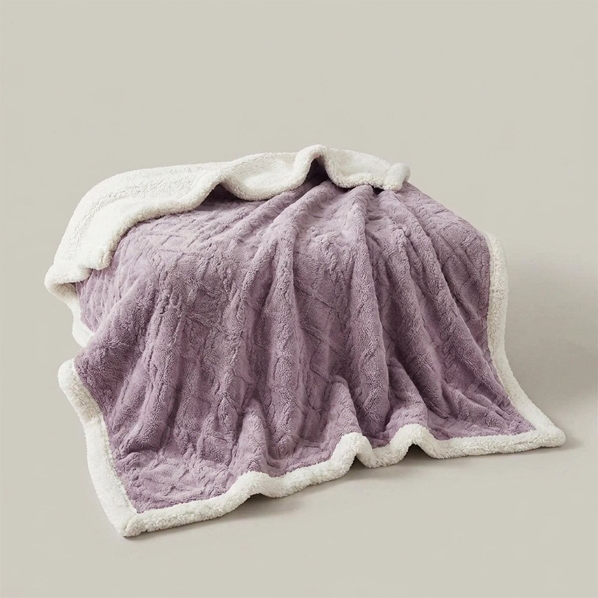 Blanket Double-Sided Polyester Fleece Lightweight & Machine-Washable