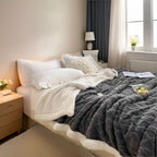 Blanket Double-Sided Polyester Fleece Lightweight & Machine-Washable