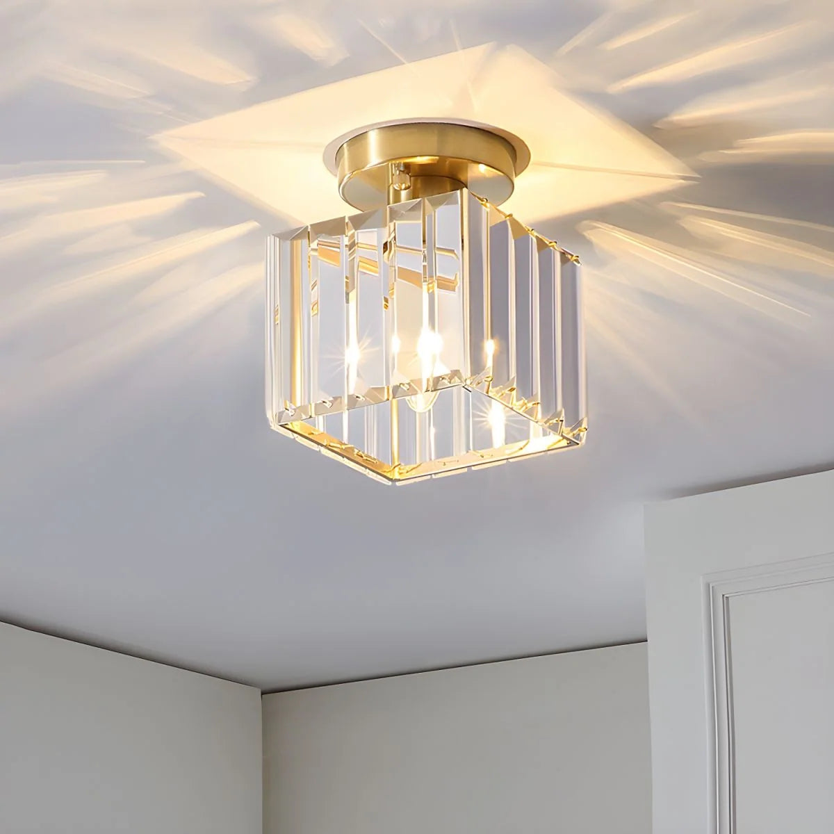 Ceiling Light Low-Profile Faceted Crystal Glass E27 Socket