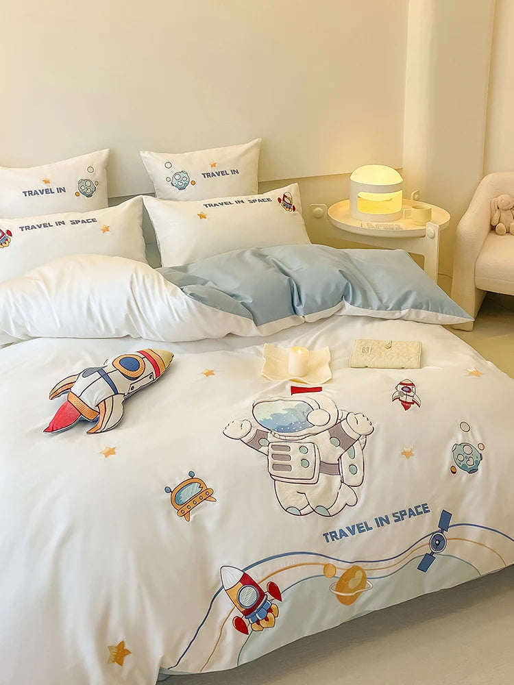 Children's Bedding Set Reversible Space Design Cotton Blend