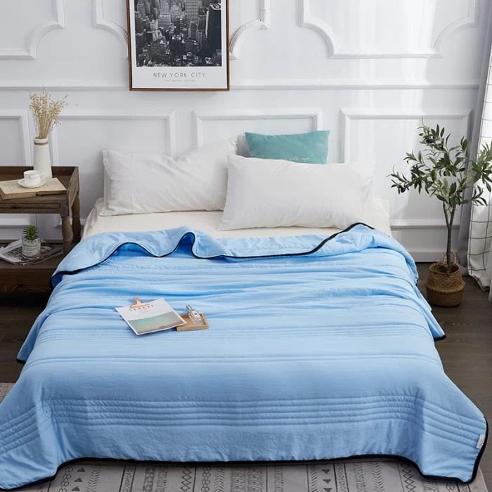 Cooling Blanket Moisture-Wicking & Breathable Polyester