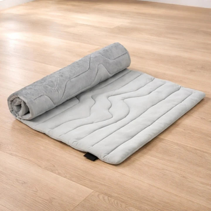 Dog Cooling Mat Self-Cooling Gel Machine Washable & Foldable