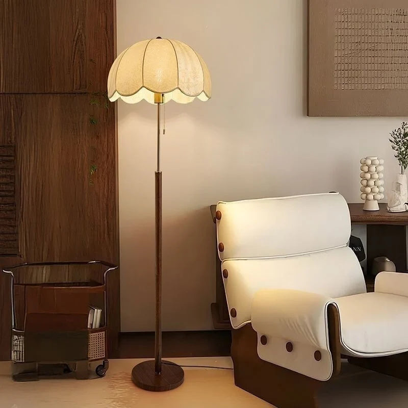 Floor Lamp Wavy Shade Adjustable Height Tri-Color Lighting