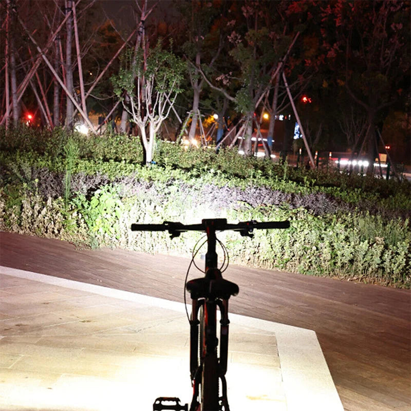 Front Bike Light 900 Lumens 180° Illumination USB Rechargeable