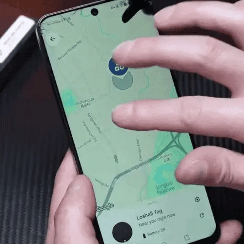 GPS Tracker Compact Two-Way Ring & App-Controlled