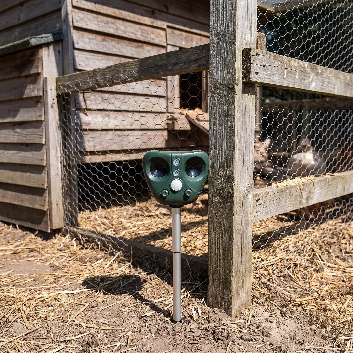 Garden Bird Repellent Solar-Powered Weatherproof 9 m Range