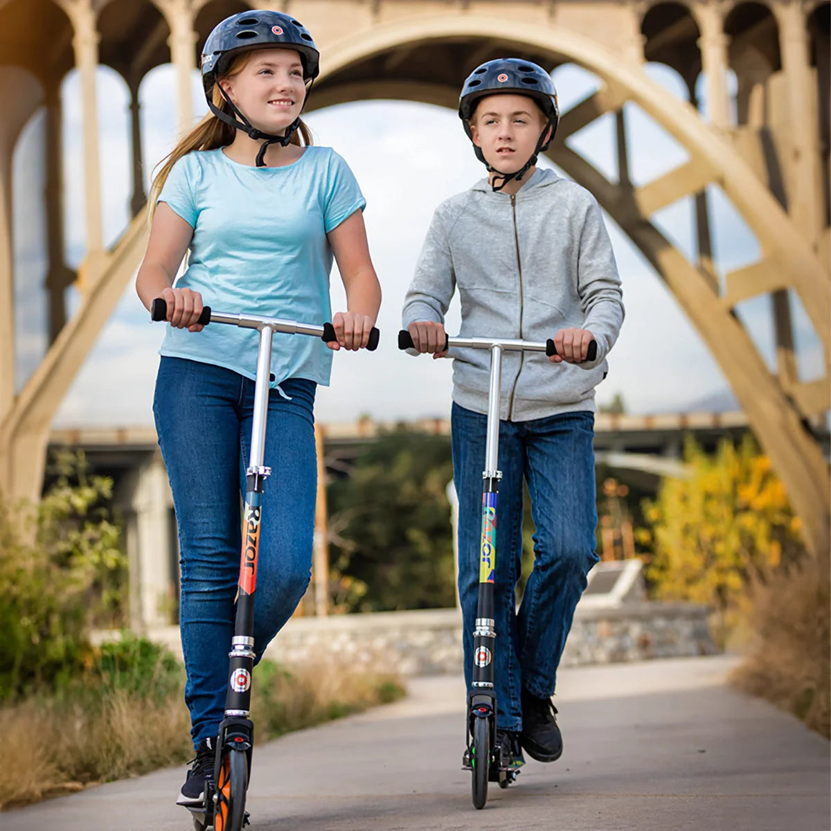 Kids Scooter LED Light-Up Wheels Foldable Adjustable Handlebar