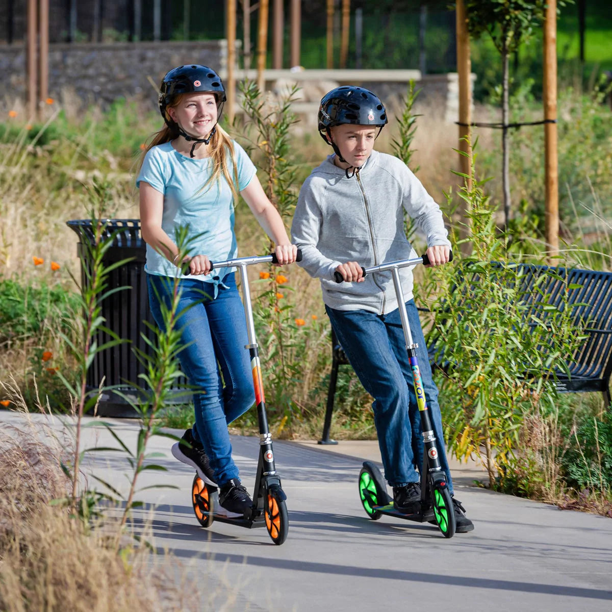 Kids Scooter LED Light-Up Wheels Foldable Adjustable Handlebar