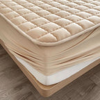Mattress Protector Breathable Waterproof Machine Washable
