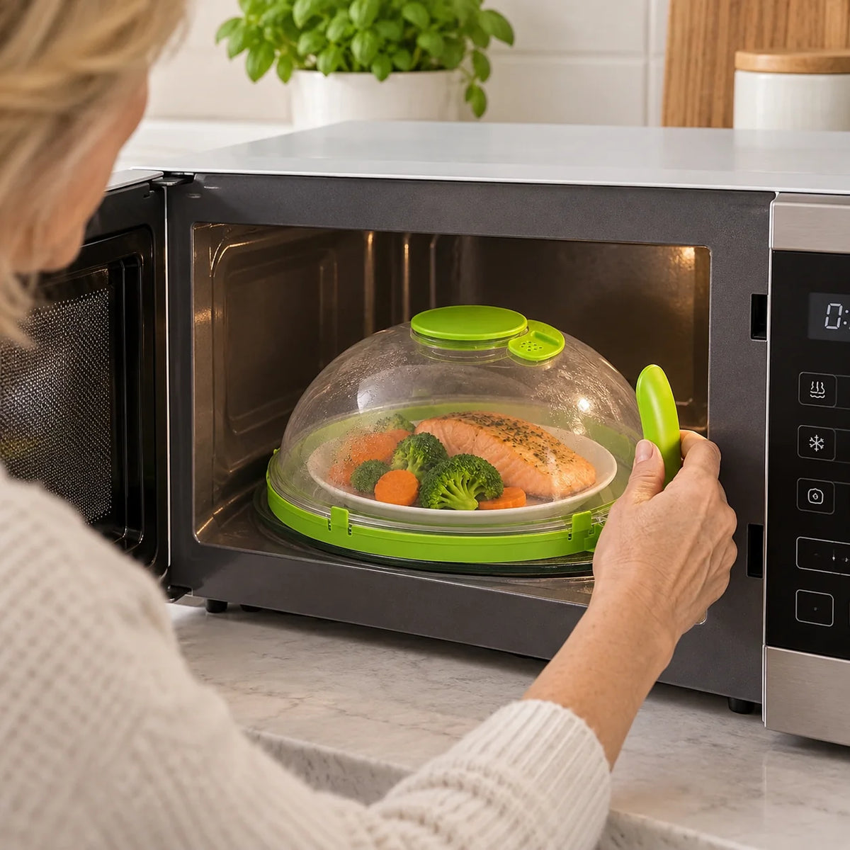Microwave Cover BPA-Free Polycarbonate & Adjustable Vent