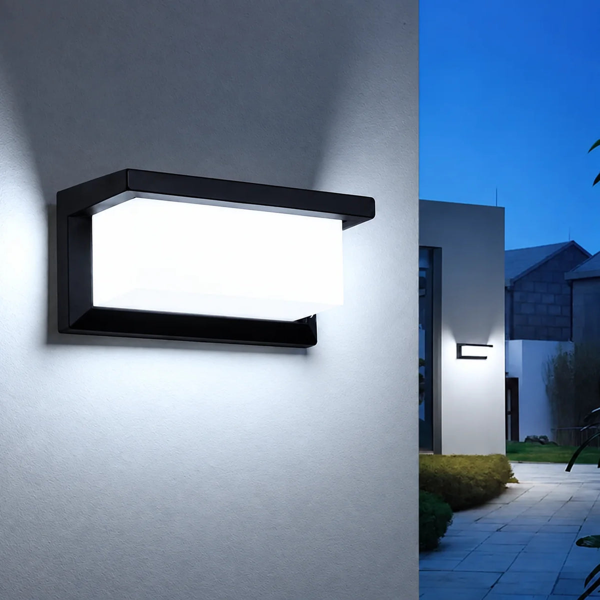 Outdoor Wall Light Motion Sensor 18W LED Weatherproof