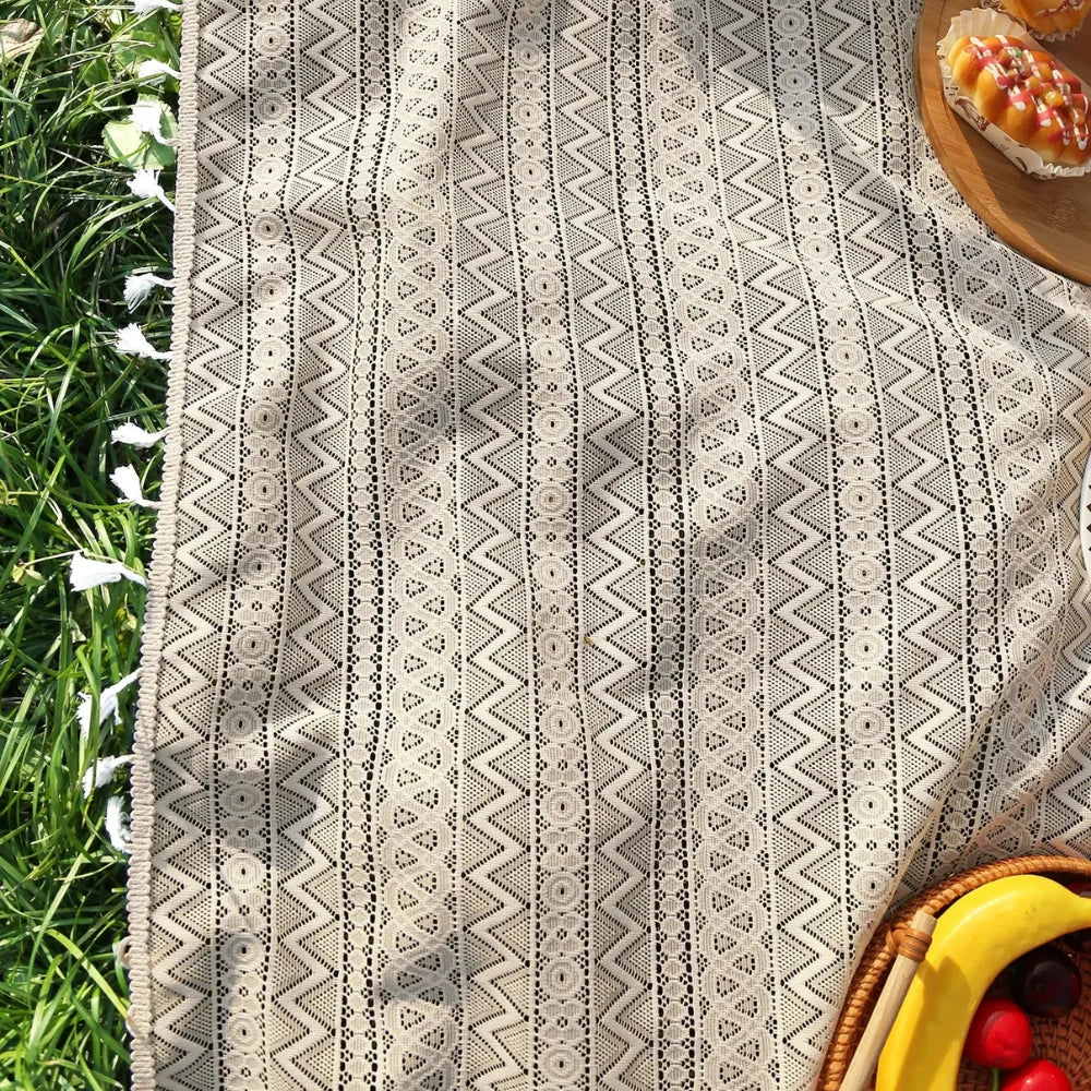Picnic Blanket Machine-Washable Polyester Boho Pattern With Fringes
