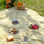 Picnic Blanket Quick-Drying Lightweight Foldable Checkered Design