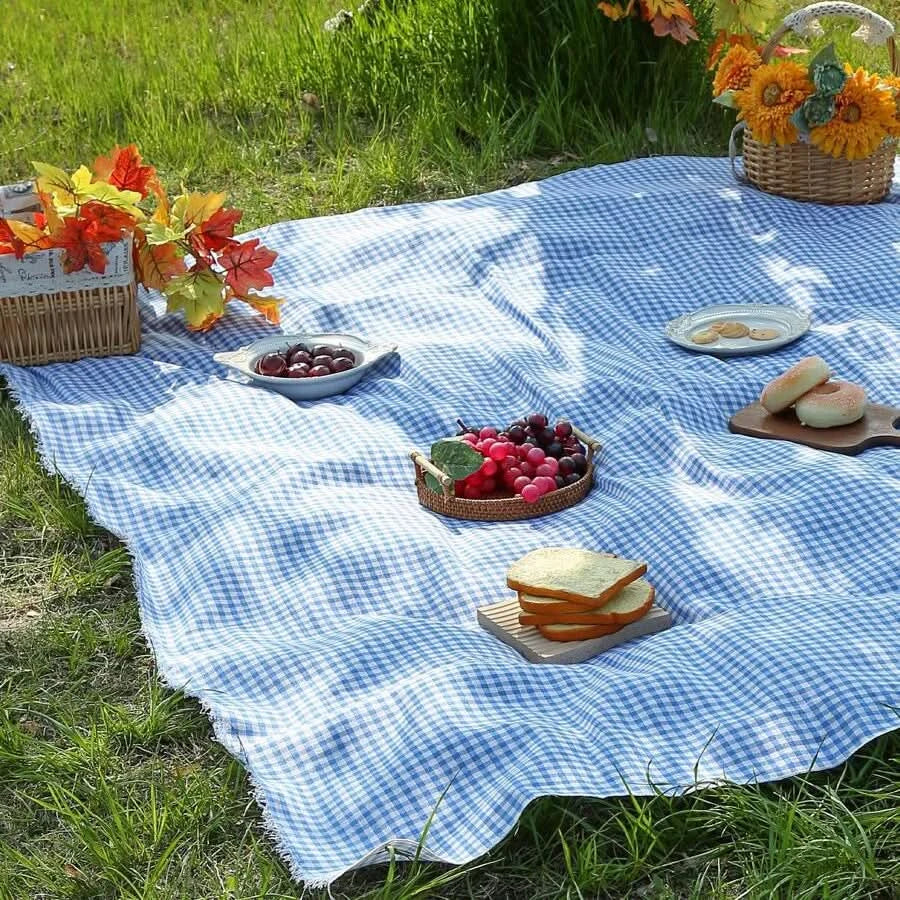 Picnic Blanket Quick-Drying Lightweight Foldable Checkered Design
