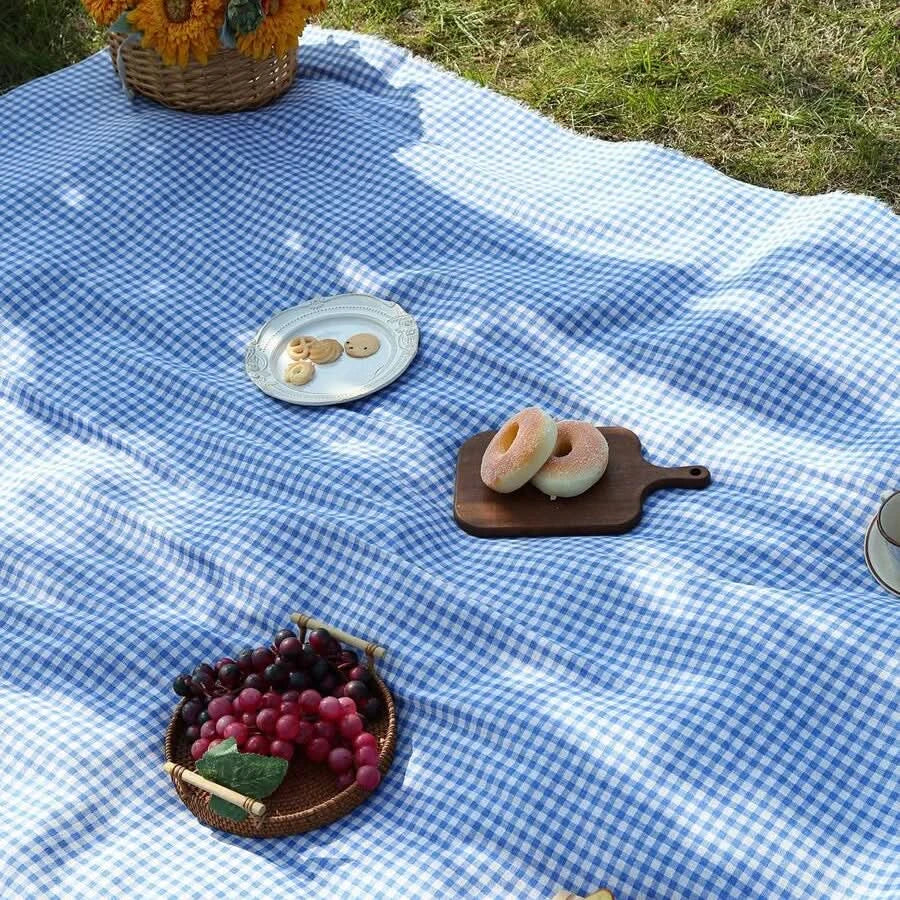 Picnic Blanket Quick-Drying Lightweight Foldable Checkered Design