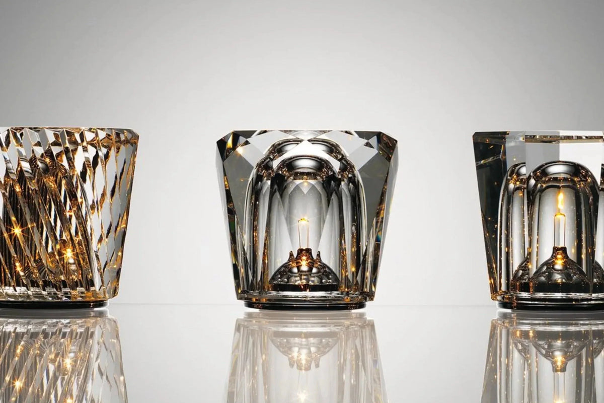 Table Lamp Diamond-Cut Crystal USB Rechargeable LED Up to 12 Hours