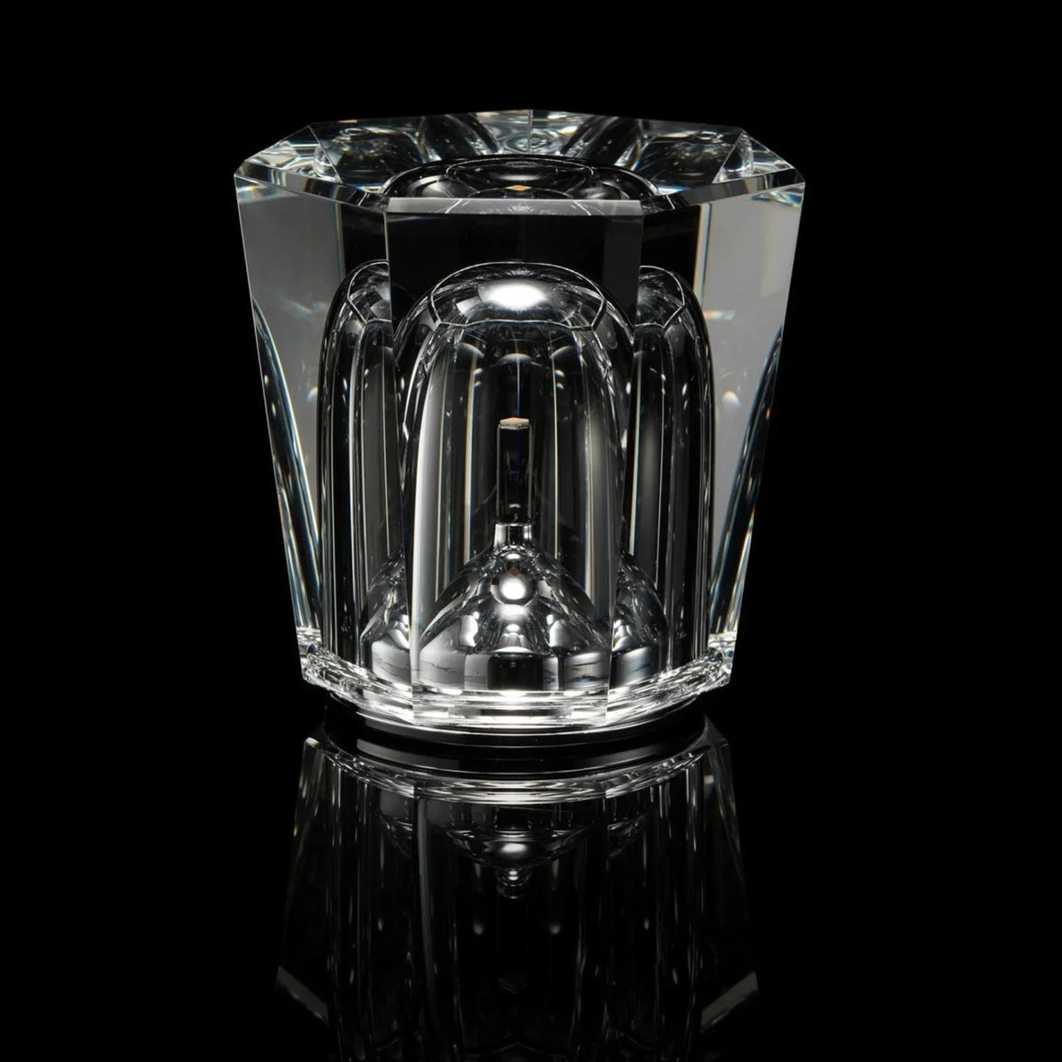 Table Lamp Diamond-Cut Crystal USB Rechargeable LED Up to 12 Hours