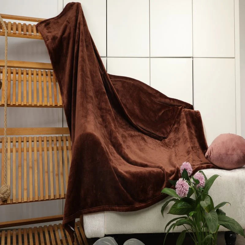 Throw Blanket Plush Velvet Machine-Washable Cozy Warmth