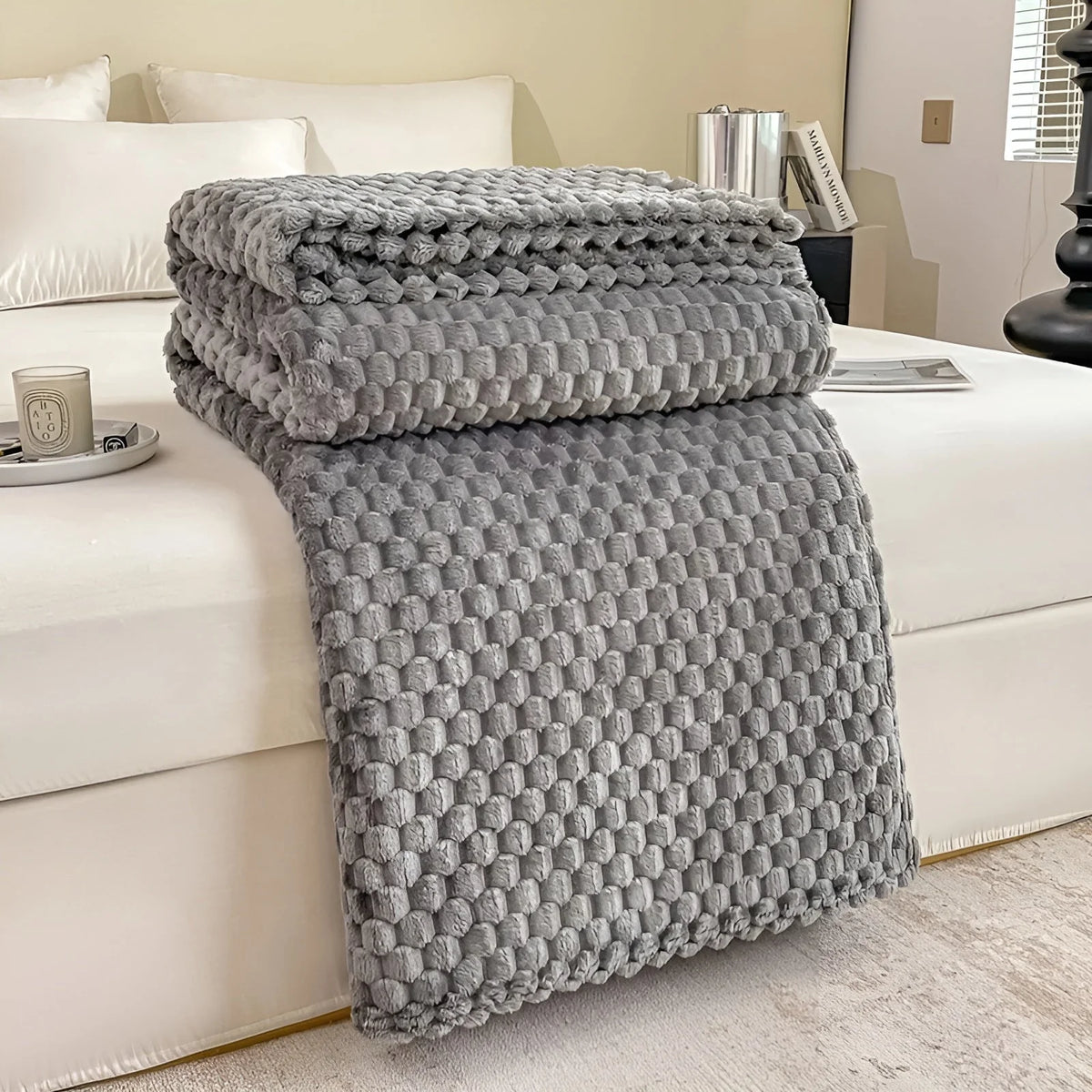 Throw Blanket Quilted Microfiber Super Soft Machine Washable