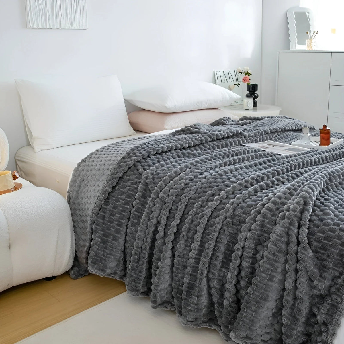 Throw Blanket Quilted Microfiber Super Soft Machine Washable