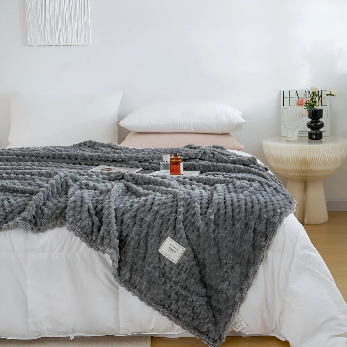 Throw Blanket Quilted Microfiber Super Soft Machine Washable