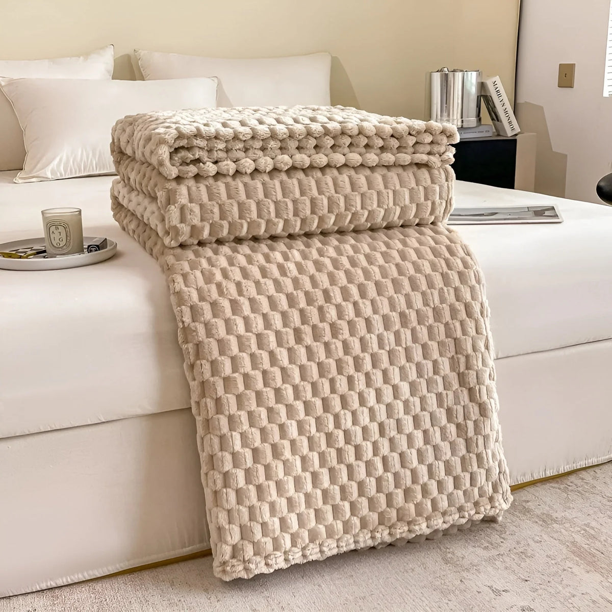 Throw Blanket Quilted Microfiber Super Soft Machine Washable