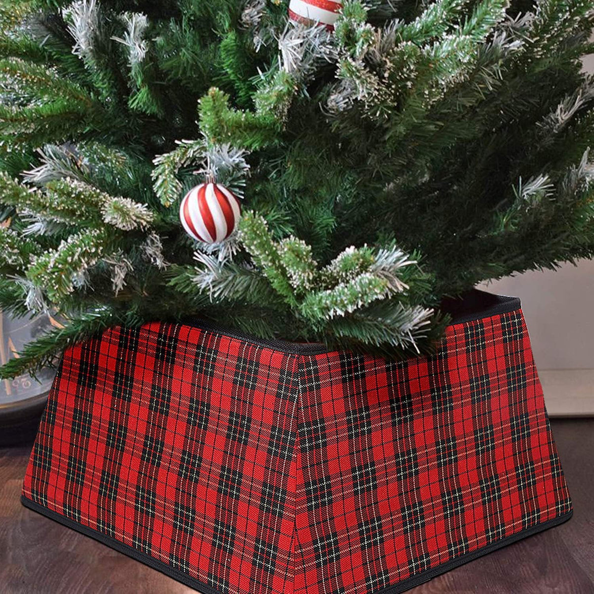 Tree Skirt Sequin Design Spot-Clean Care Multiple Sizes