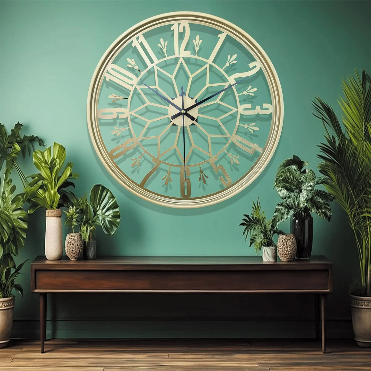 Wall Clock Wrought Iron Modern Minimalist 15.75-Inch Round