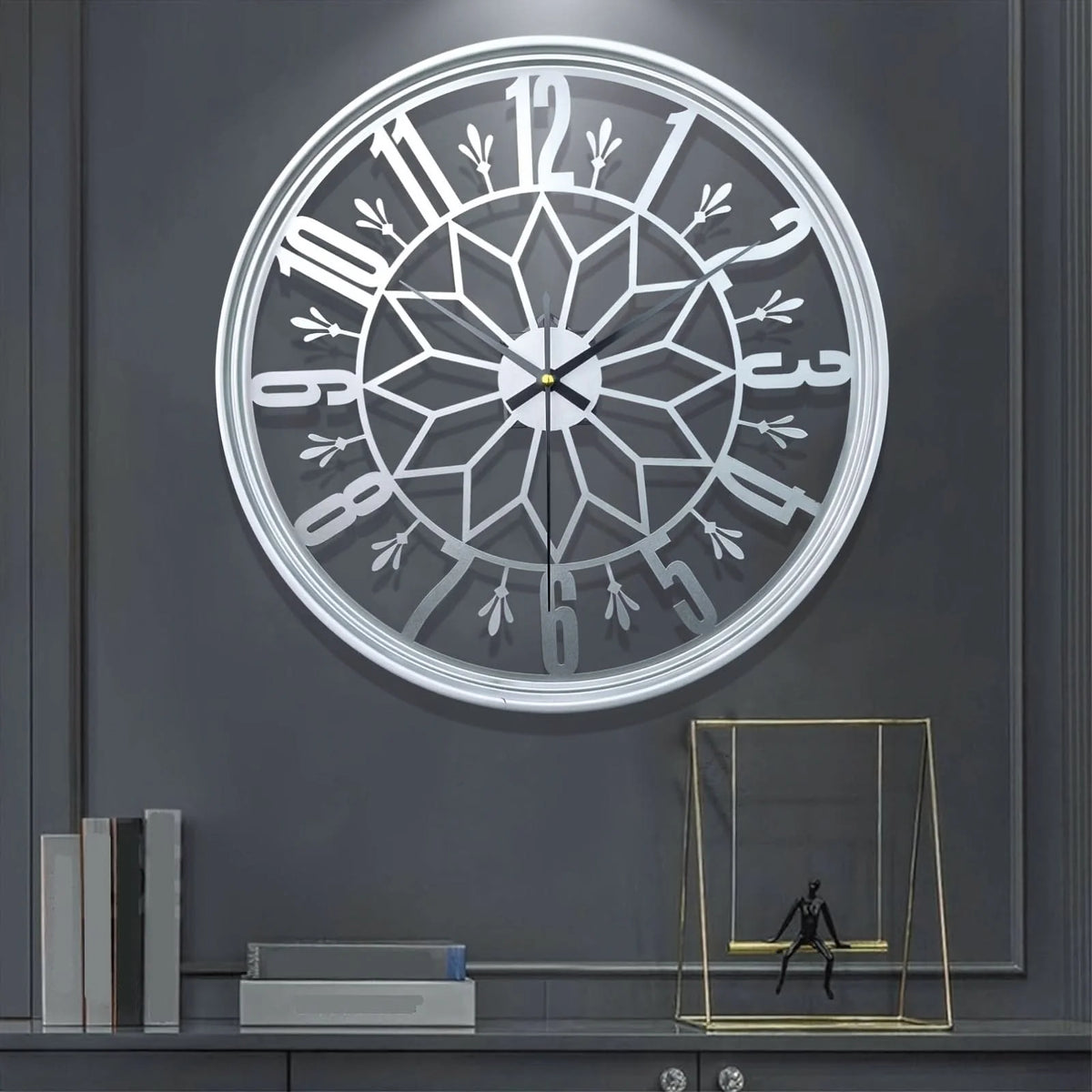 Wall Clock Wrought Iron Modern Minimalist 15.75-Inch Round