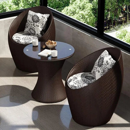 Compact Terrace Seating for Two