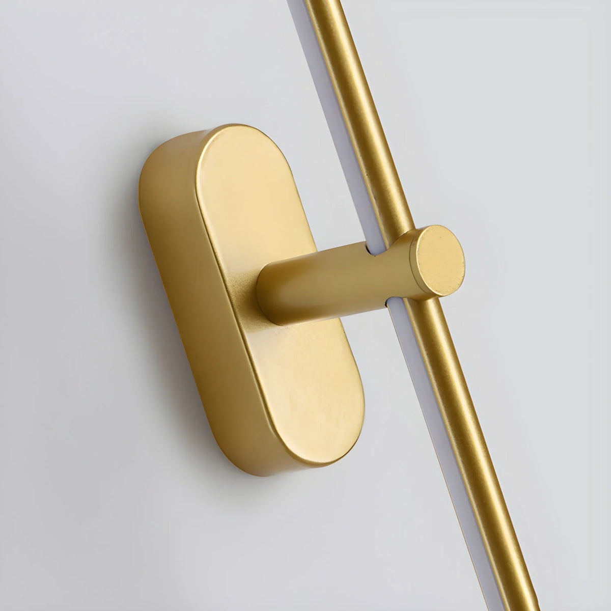 Wall Sconce USB Rechargeable 3-Color Light Remote Dimming